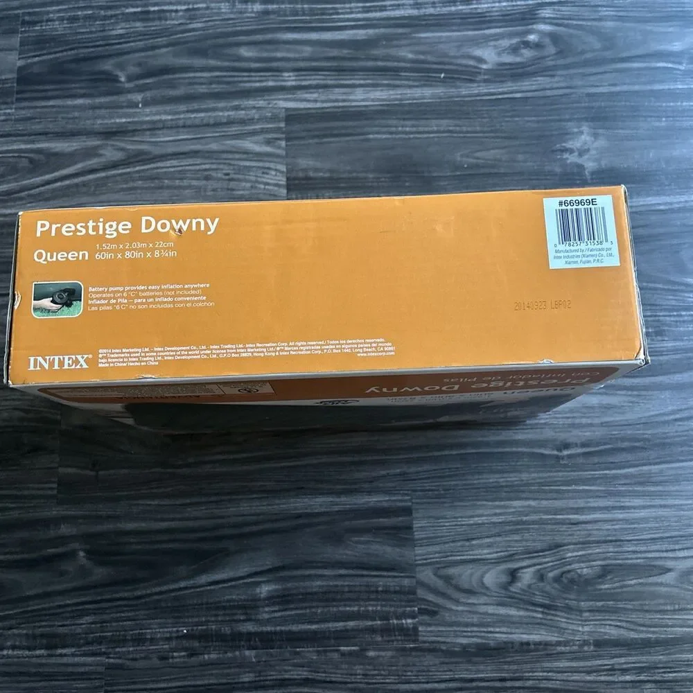 New INTEX Prestige Downy Mattress #66969E Queen Size Green Battery Pump